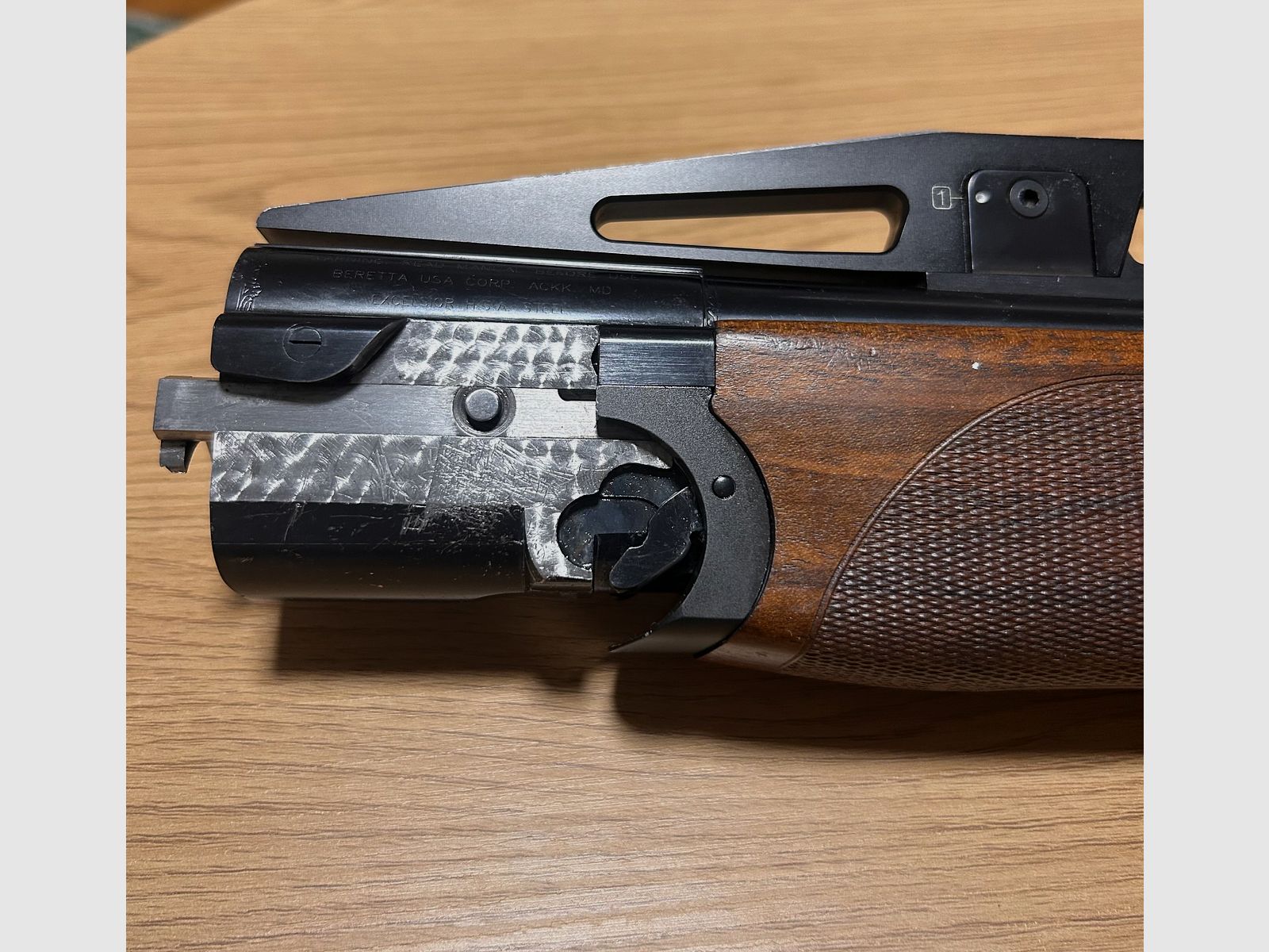 Beretta 692 X-Trap left-hand version