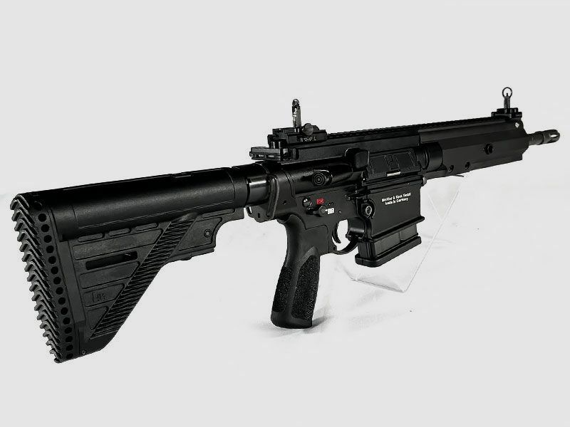Heckler & Koch MR308 SPORT 13" con impugnatura sportiva chiusa