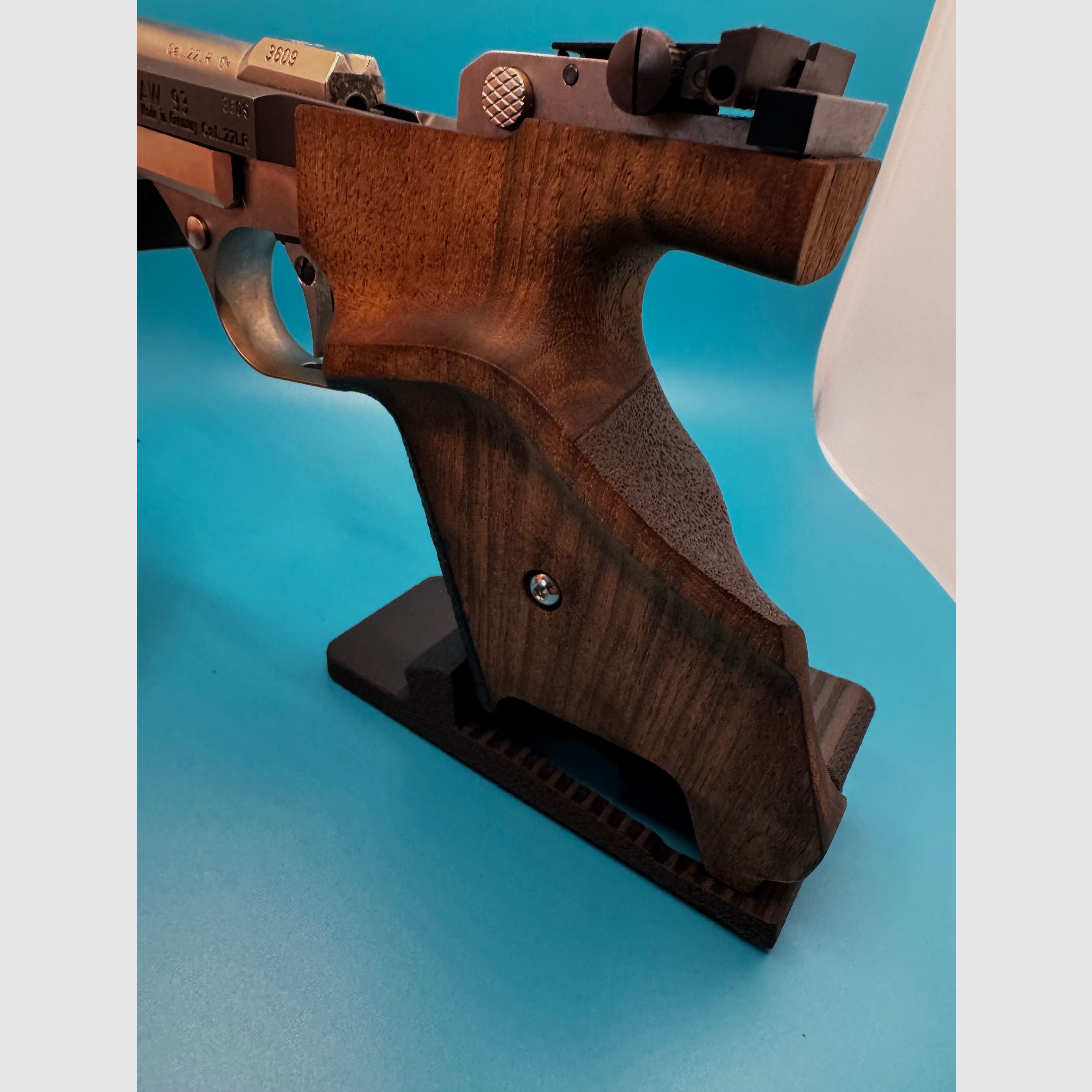 Oplage voor AW 93 Nieuwigheid