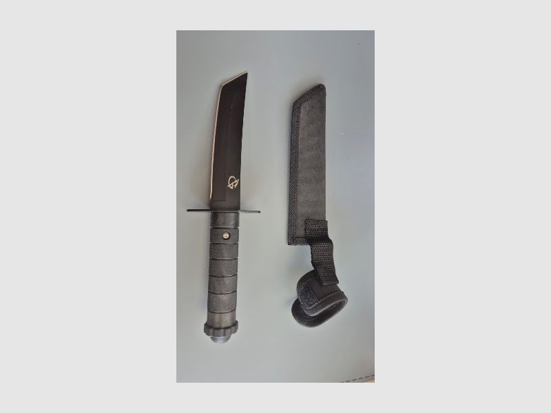 Cuchillo táctico de supervivencia / Tanto con funda de nylon – como nuevo
