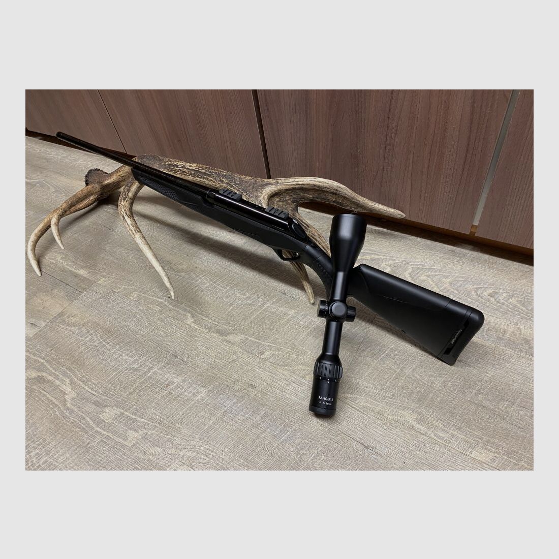 Benelli Lupo, mit Steiner Ranger 4 3-12x56, ohne Schiene