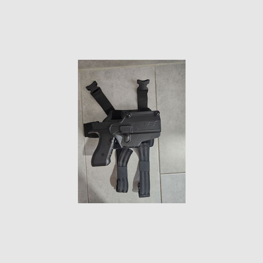 Cyma CM.131A pistol
