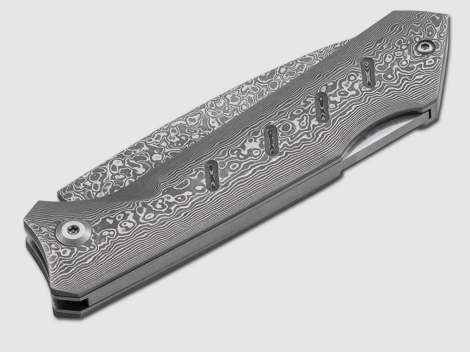 <Böker Plus Damascus Dominator>