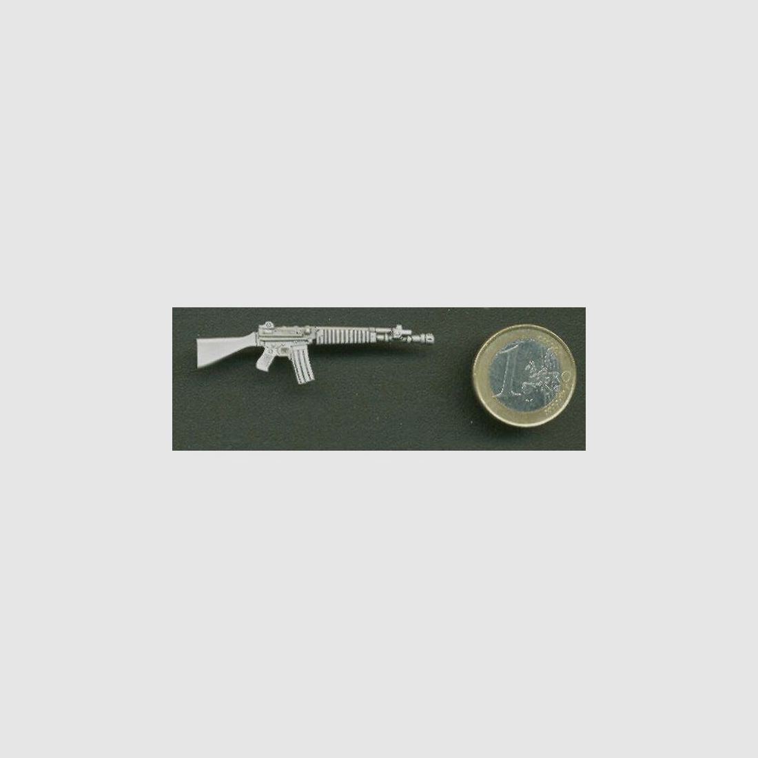AR 70 Sturmgewehr als Metall-Anstecker
