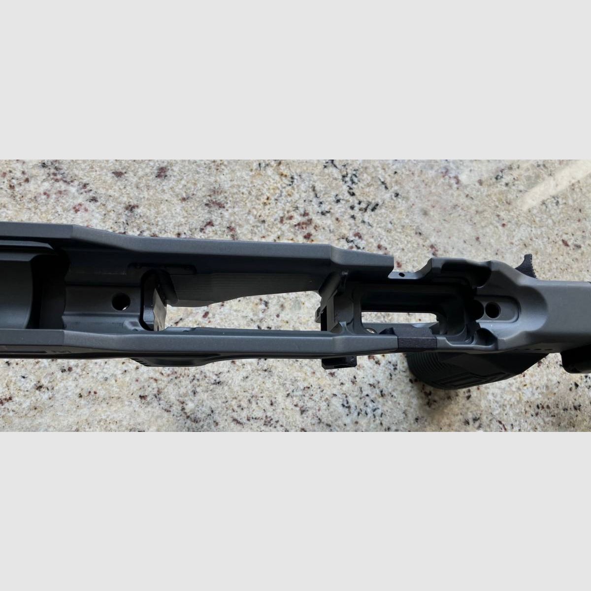 Vision Pro Chassis Remington 700 SA in grau