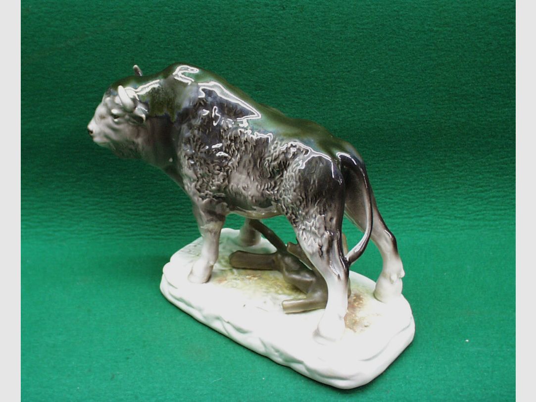unbekannt	 Bison/Büffel Porzellan Figur