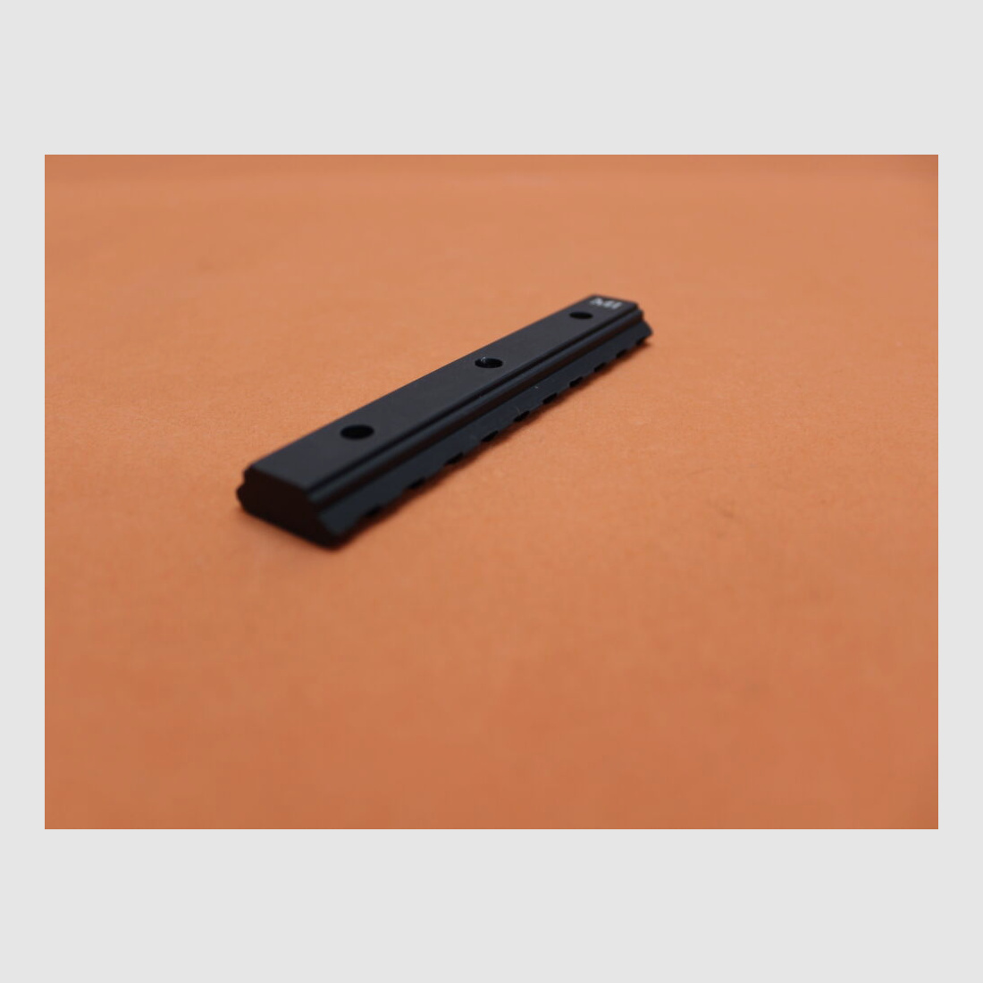 Midwest Industries AR-15 : Rail de garde-main Picatinny à visser de 4" Midwest (MCTAR-03) Aluminium Noir / Rail Picatinny