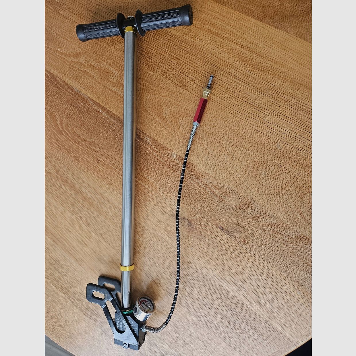 Verkaufe neuwertige Huben Pistole GK 1 incl. Zubehör zum TOP PREIS