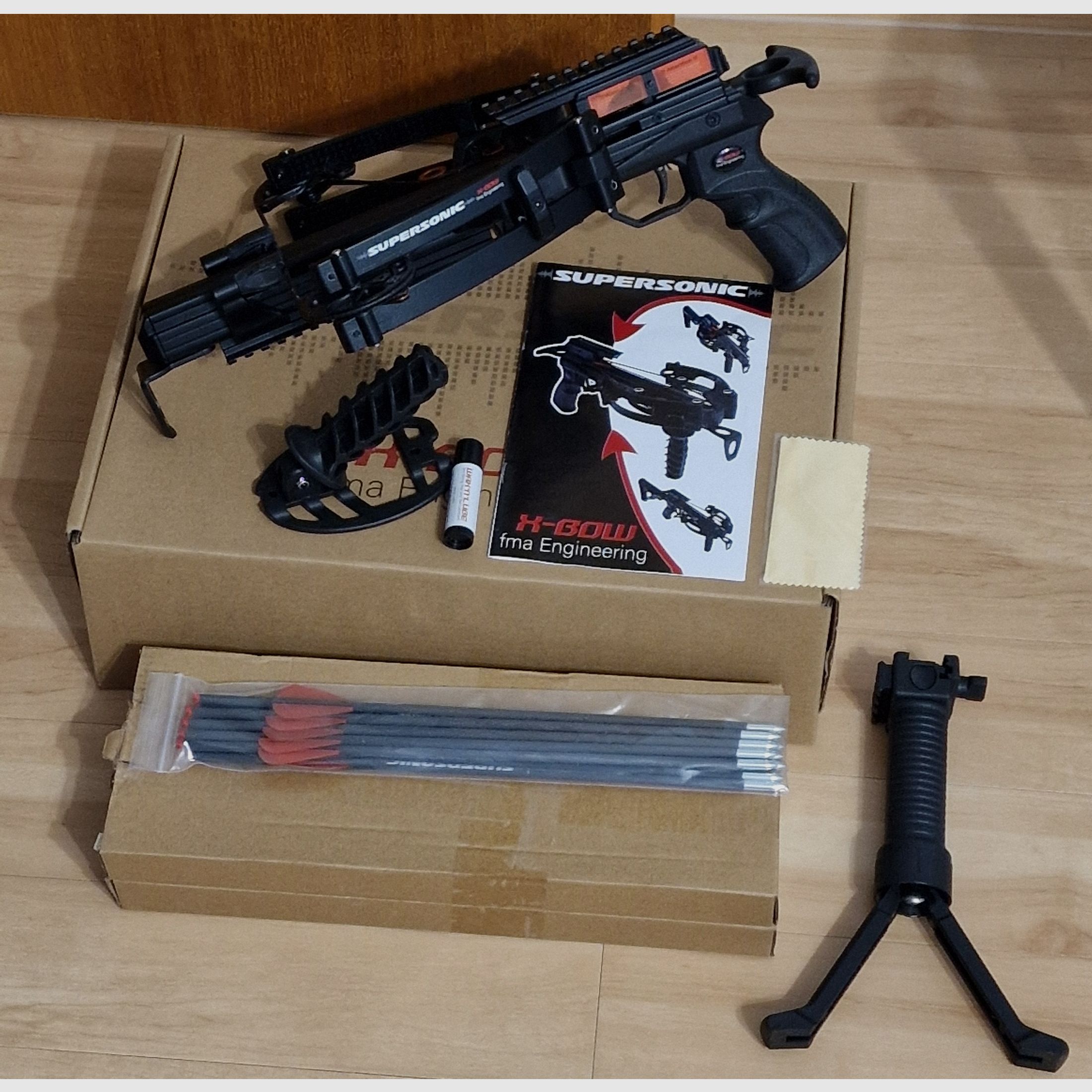 X-Bow Supersonic Rev - Nuovo di zecca incluso OVP, accessori, 30 dardi