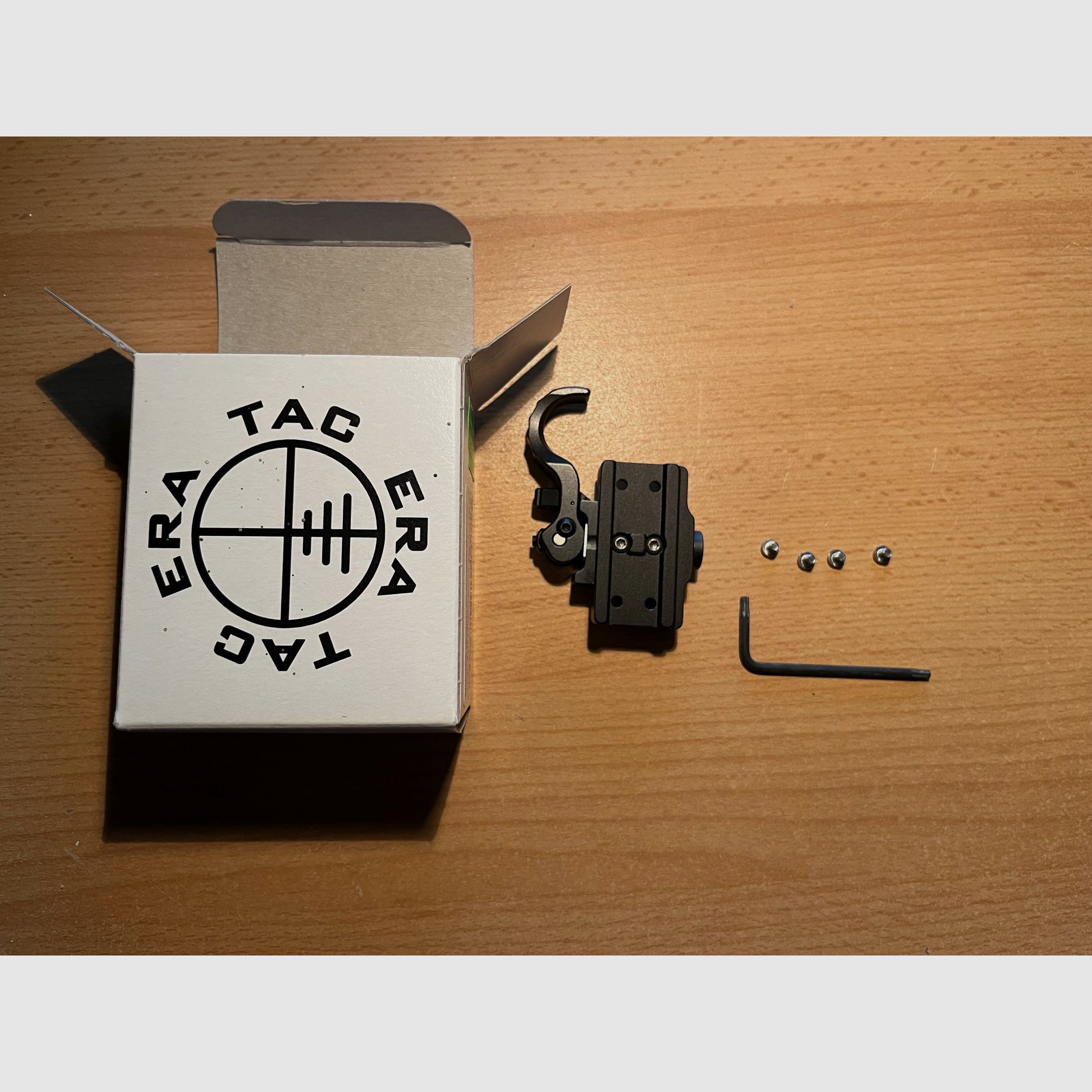 Montaggio ERATAC Aimpoint Micro con leva QD per H2, T2, ecc.