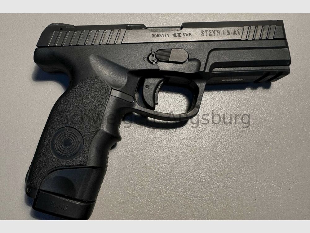 Steyr L9-A1 9mmLuger