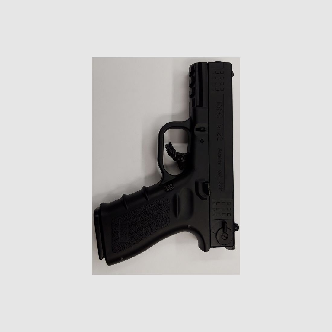 ESC ISSC M22 WG schwarz 6mm/1,8Joule Airsoft
