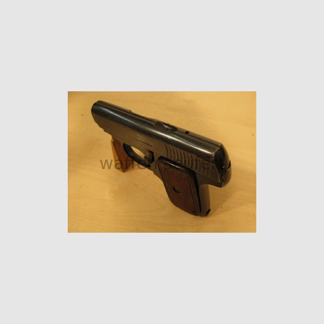 Manufacture Liegeoise D'Armes a Feu Patent 51350 Pistole