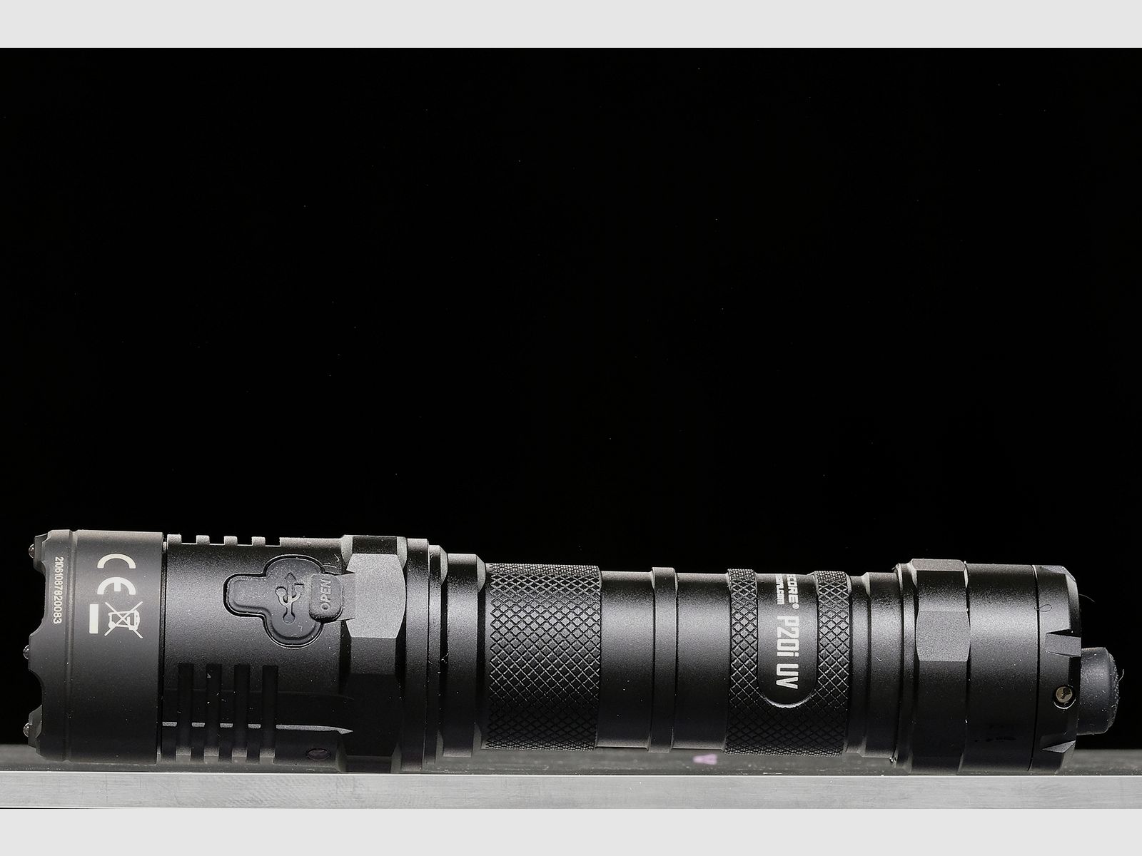 Nitecore P20i UV, immagine 3 di 5
