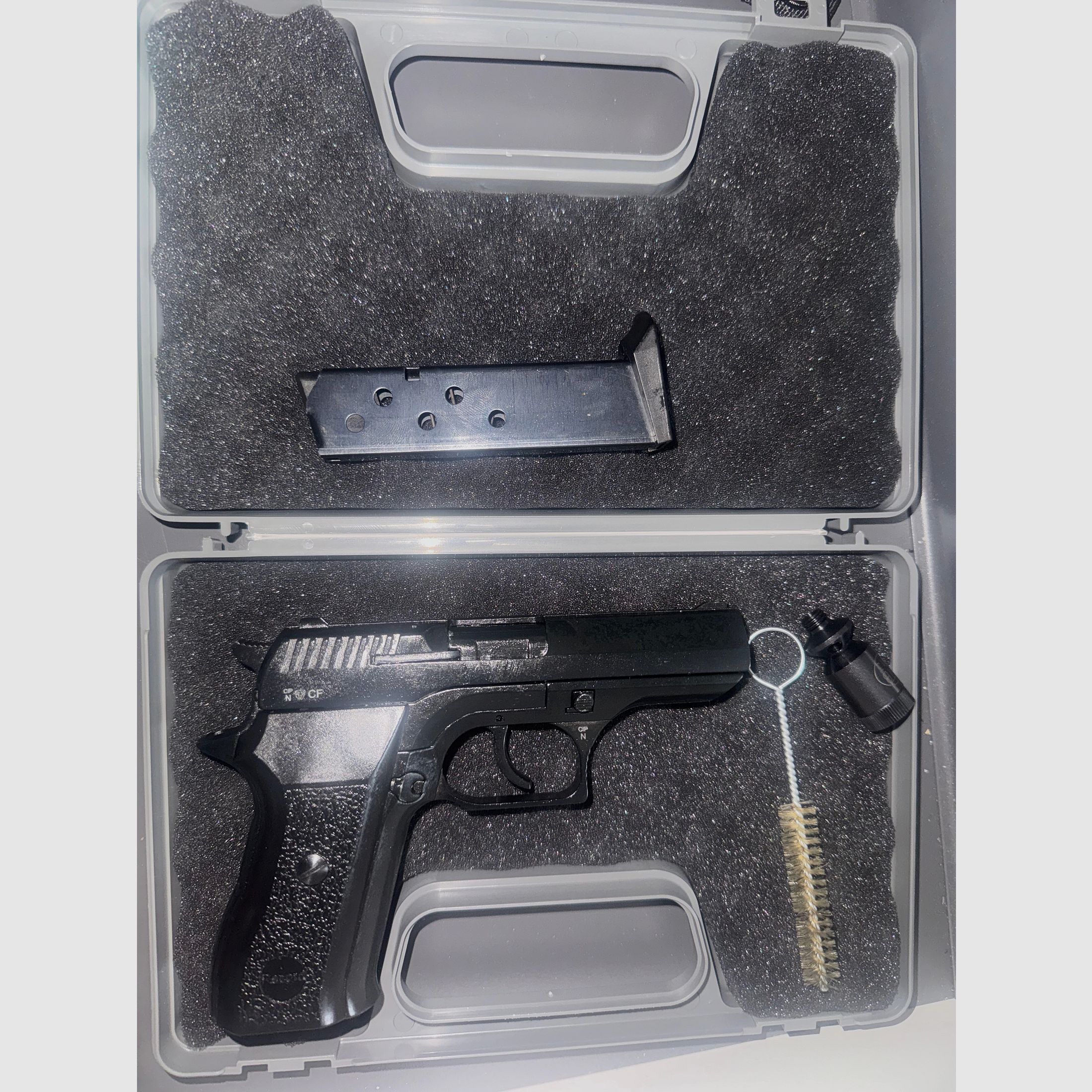 Record Cop 9mm P.A.K. Schreckschuss