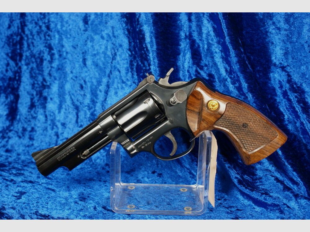 Taurus 669/4''