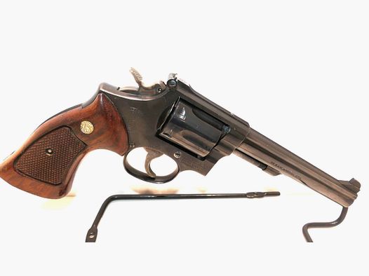 REVOLVER SMITH EN WESSON K38 15-4 6" KAL.38 SPECIAL - gebruikt