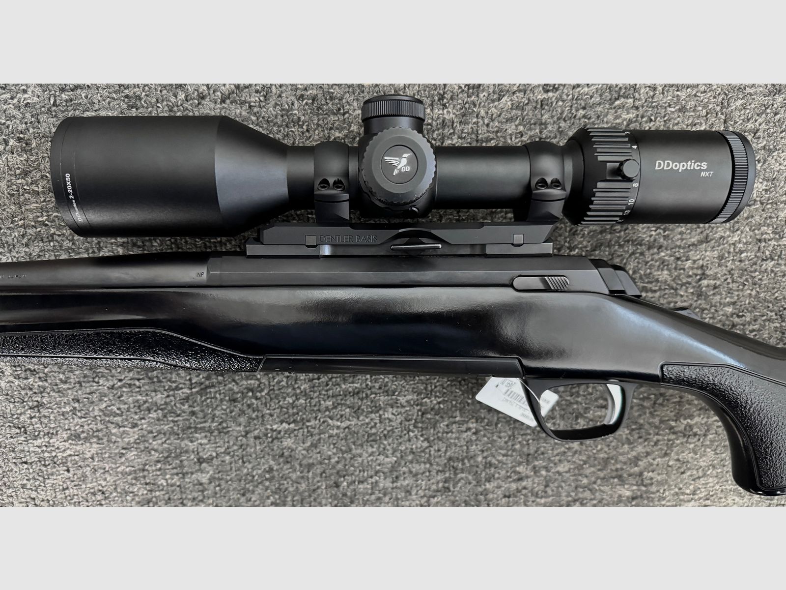 Browning X-Bolt .30-06 mit Mündungsgewinde, Zielfernrohr & Schalldämpfer