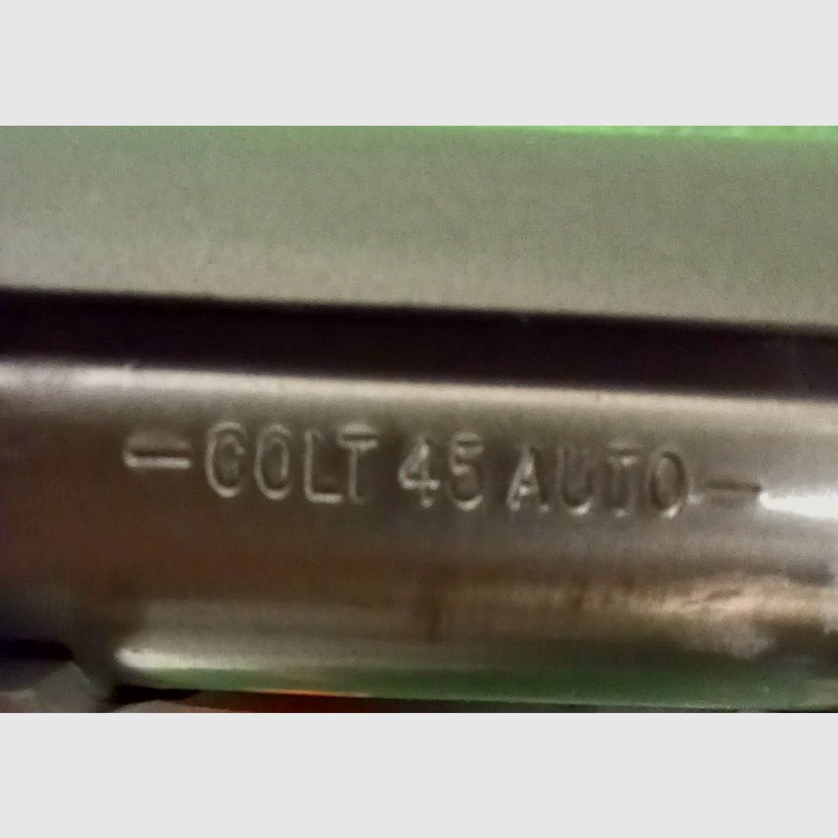 Pistolet Colt Double Eagle en calibre .45 AUTO en acier inoxydable,