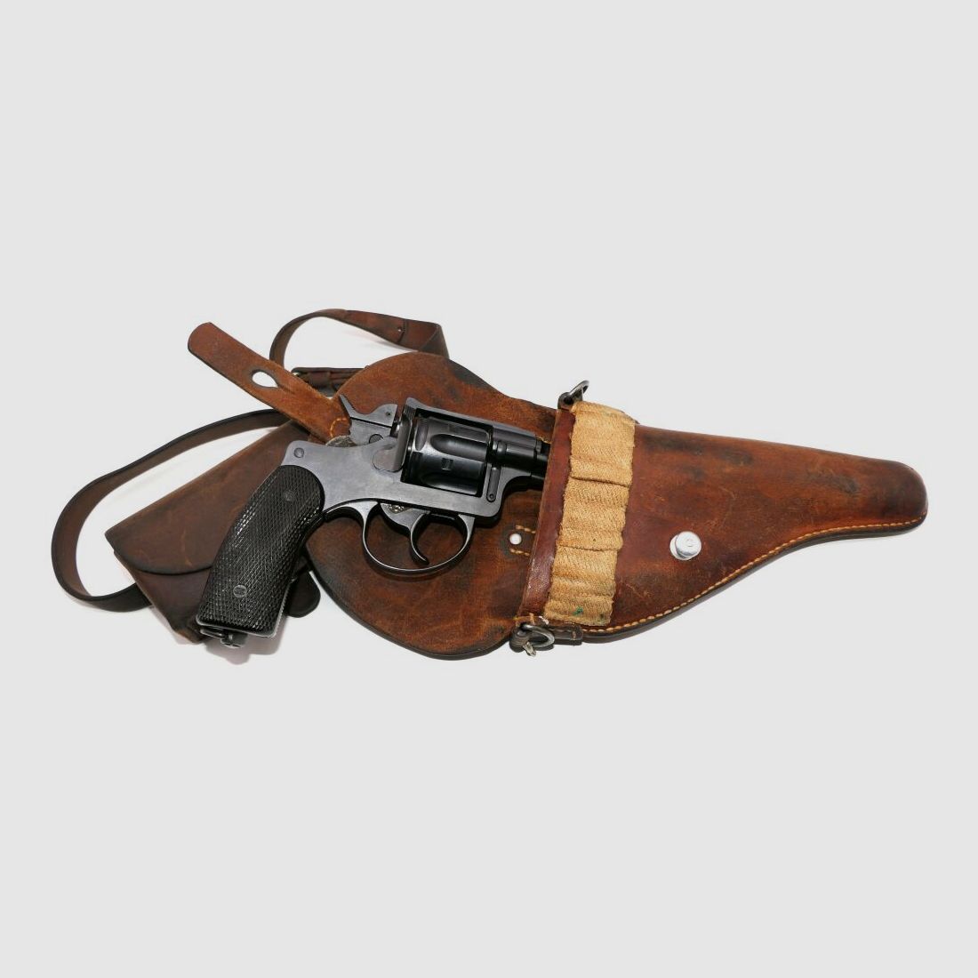 Bern Arms Factory Revolver Swiss Ordinance Mod.1929 in caliber 7.5. Incl. accessories