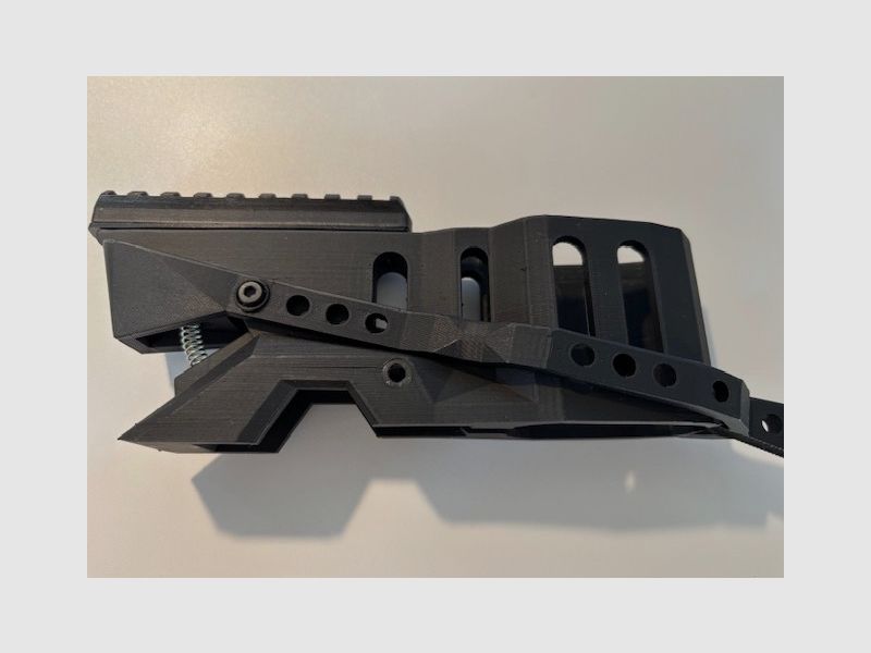 Cobra Adder | UPBOLT Magazin - 8 Schuss