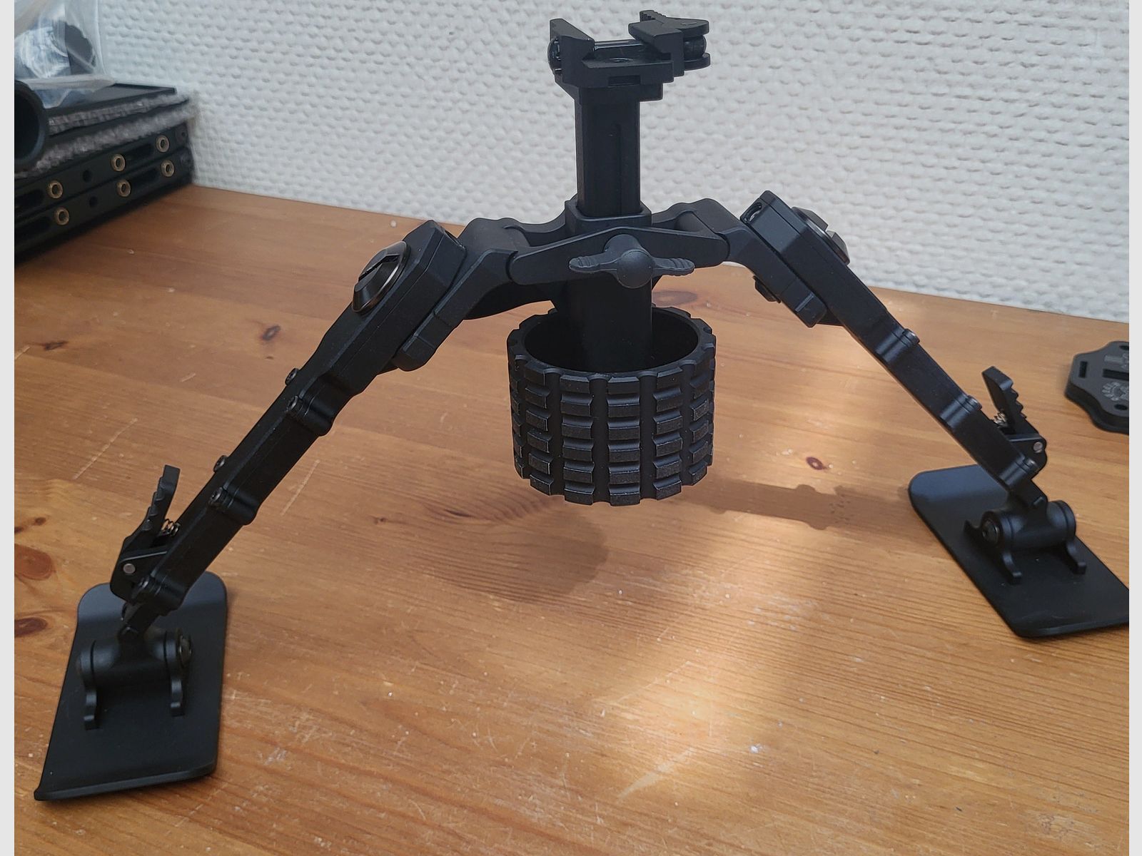 Bears Bipod IV, Bild 7 von 14