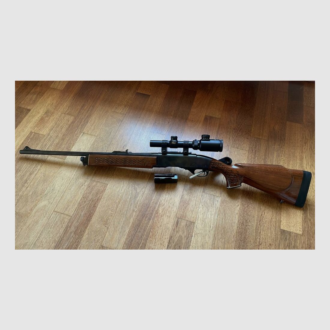 Remington 742 Woodsmaster inkl. Optik Luger 1,5 - 4,5 x 2, Kal. .30-06 Spri