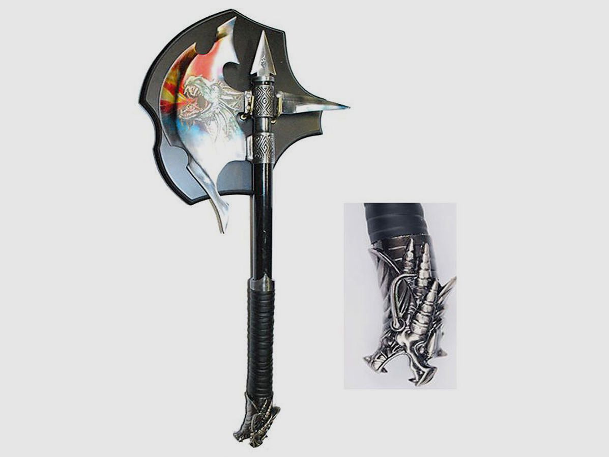 Fantasy axe with wall mount