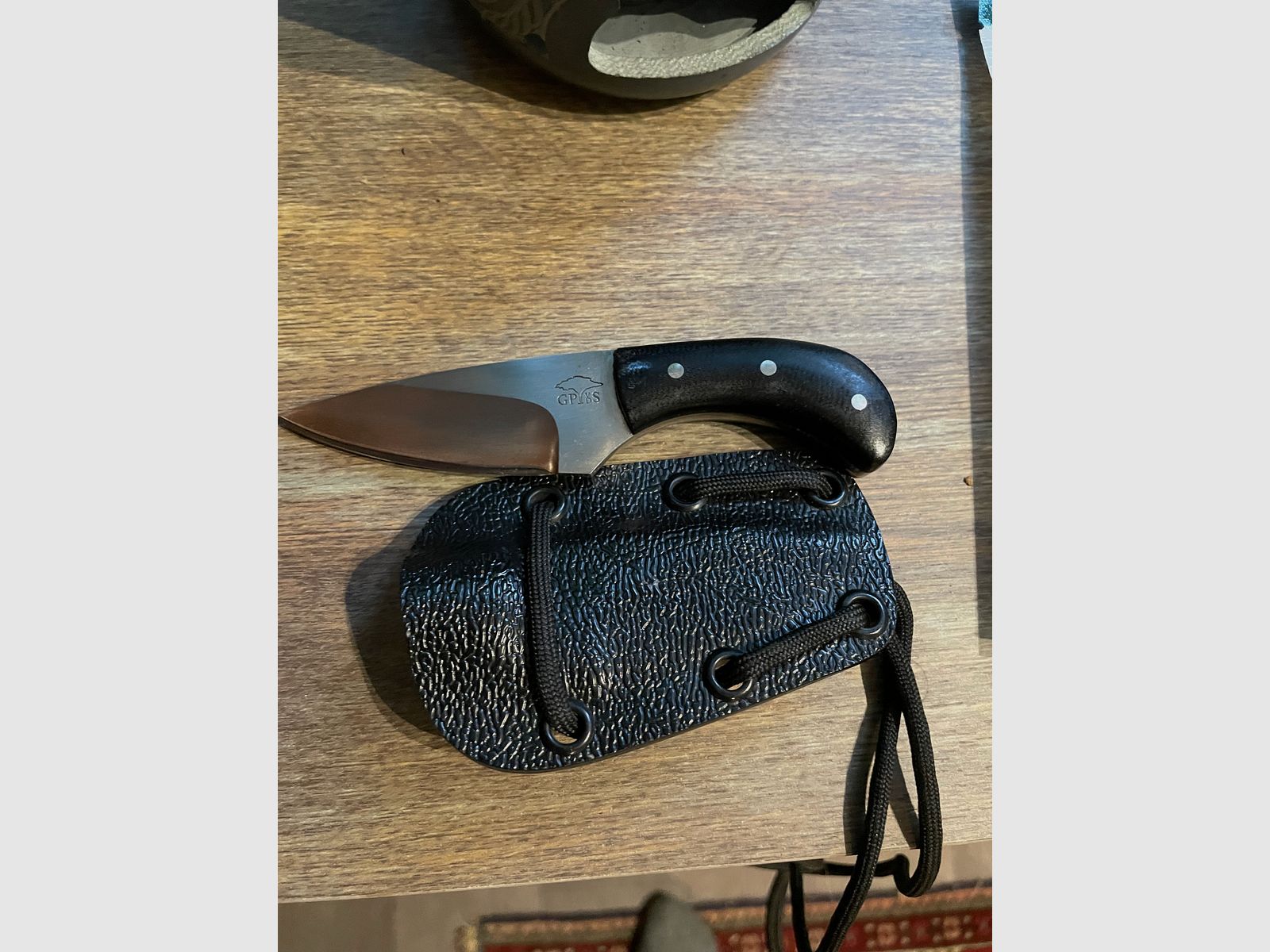 Handgefertigtes Neck-Knife aus Südafrika