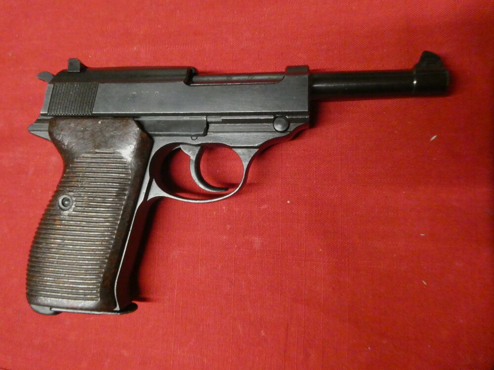 Walther P 38 AC 44