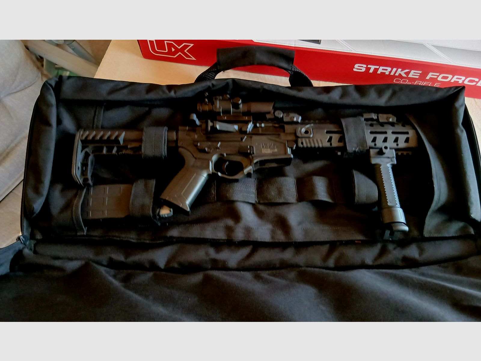 Strike Force Umarex 4,5 BB Blowback Co2 OVP +Accessoires +Geweertas incl. verzending