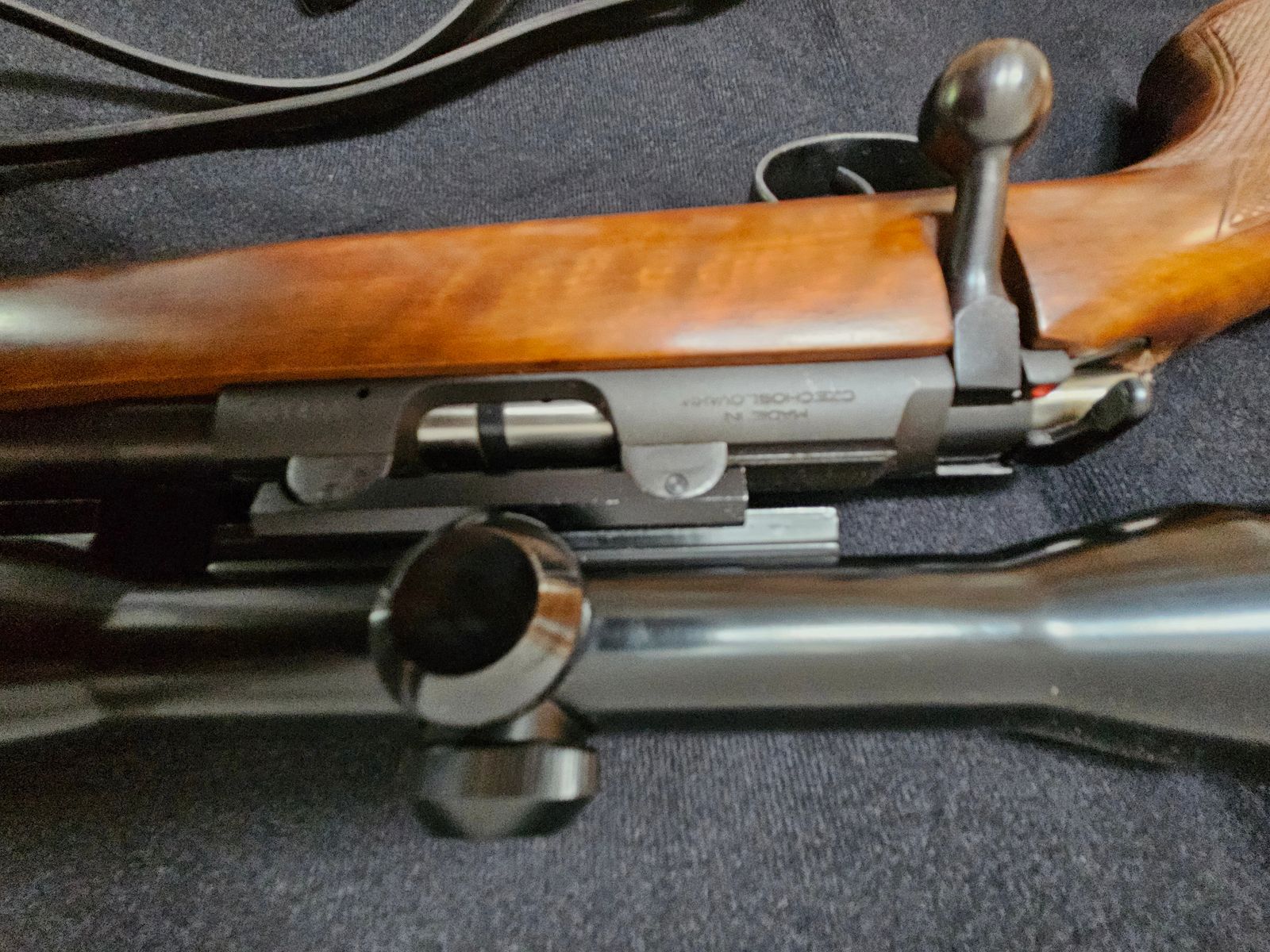CZ 452-2E Lux Kal.22 lr z Zeiss Jena 4x32 M