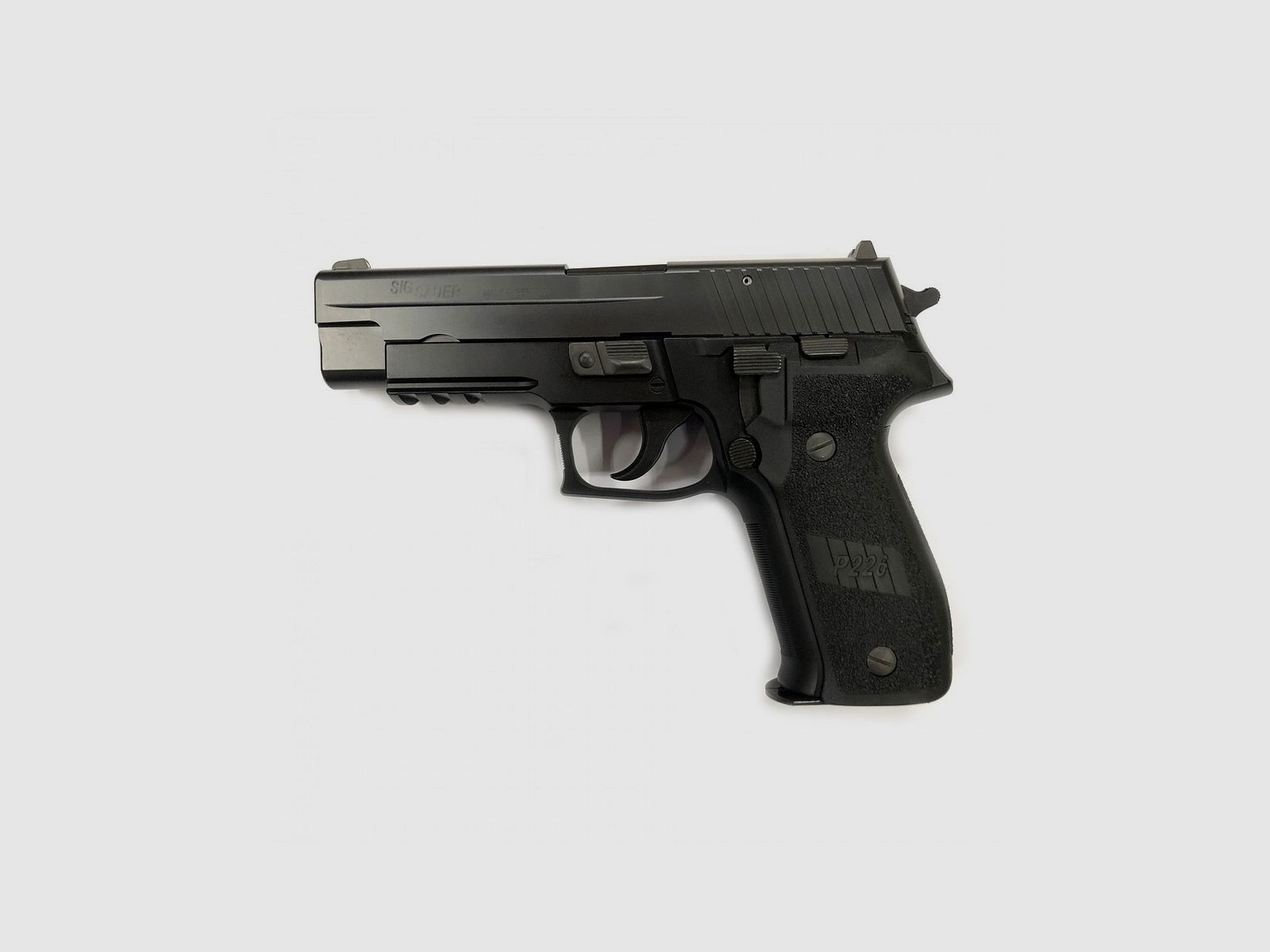 Sig Sauer P226 Kal. 9x21, Bild 2 von 2