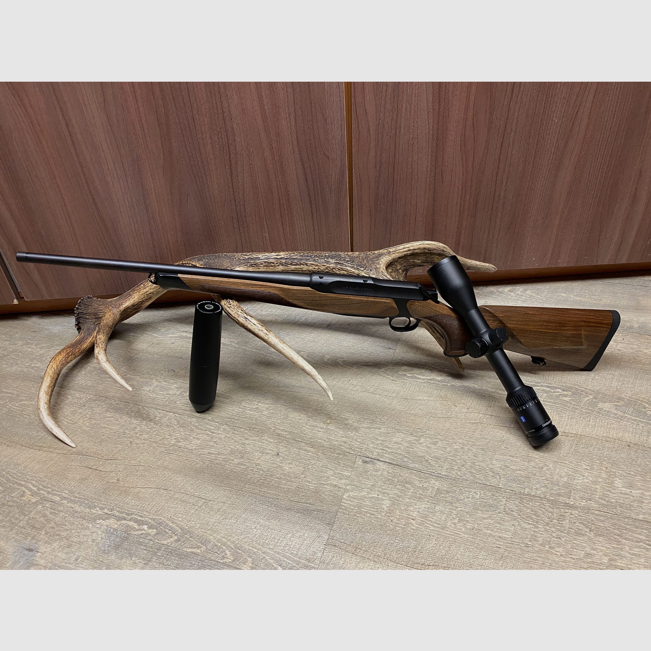 Sauer 505 Ergo Lux, mit Zeiss Conquest V6 2-12x50 M, mit Schiene
