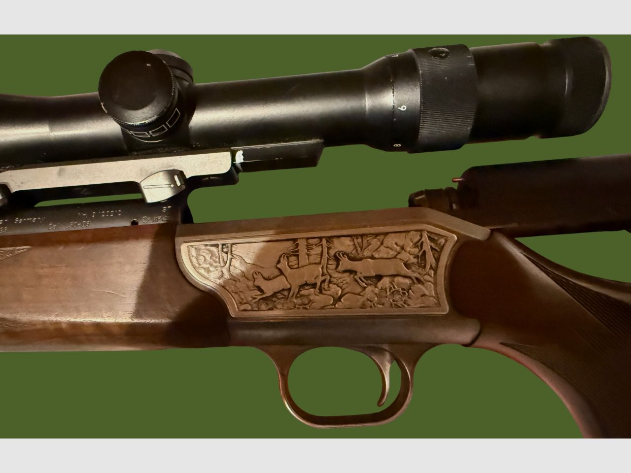 Repetidor de cerrojo Blaser R93 Luxus con visor Docter Optic 3-12 x 56 con retícula iluminada
