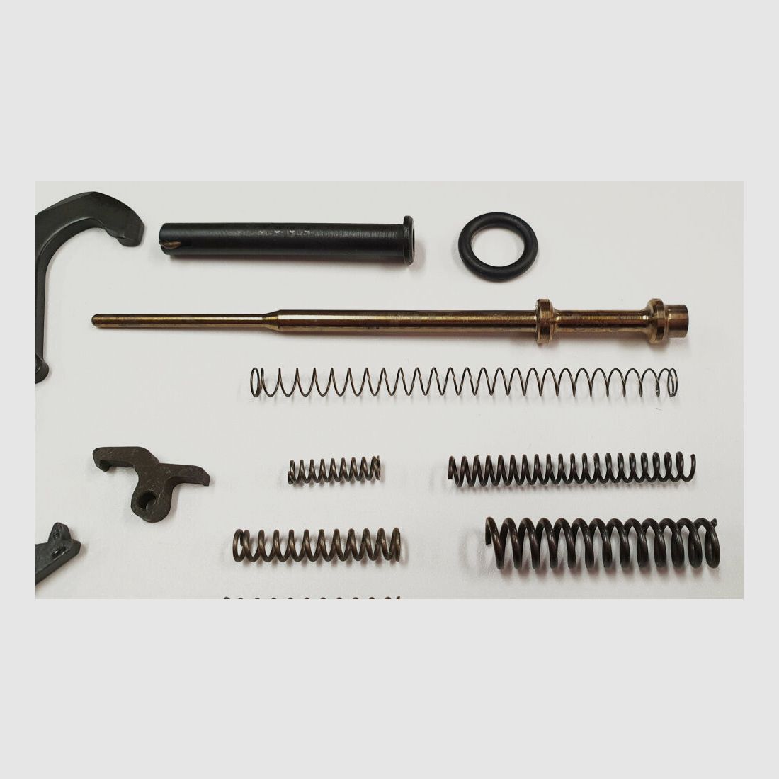 Franchi Das ultimative Verschleißteile Set für die FRANCHI SPAS15 Must Have Field Repair Kit for SPAS-15 MIL