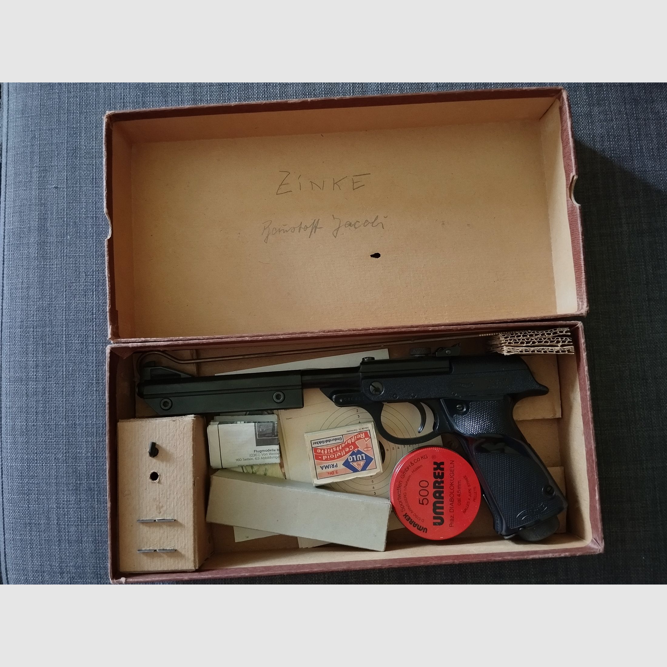 Walther LP Mod. 53 Kal. 4,5mm zwart zeer goede staat in de originele doos + accessoires