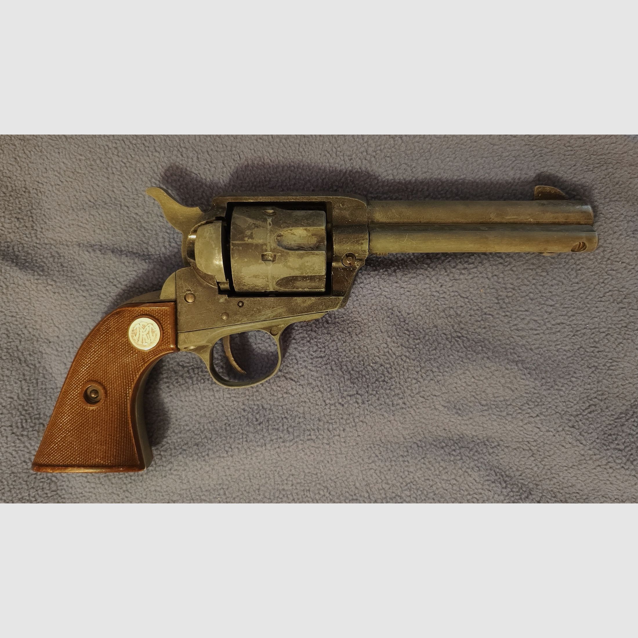 Revolver de decoración objeto decorativo antiguo