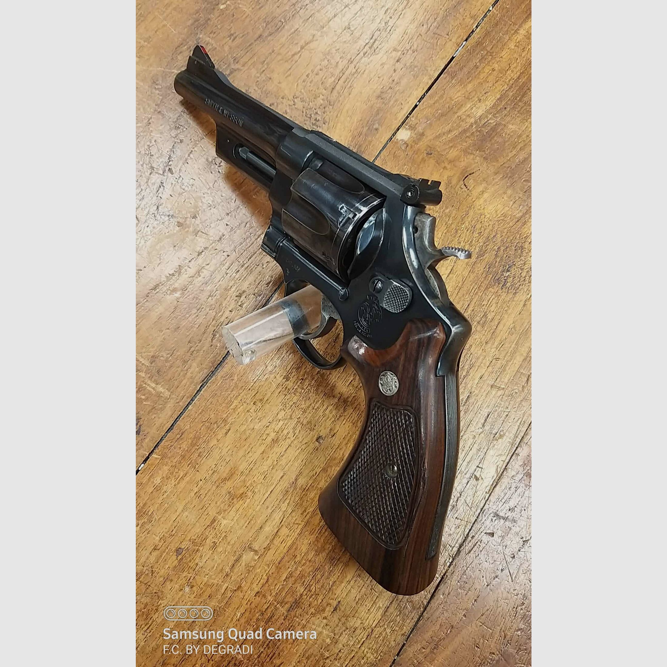 SMITH & WESSON MODEL 27 – 5, image 3 of 4