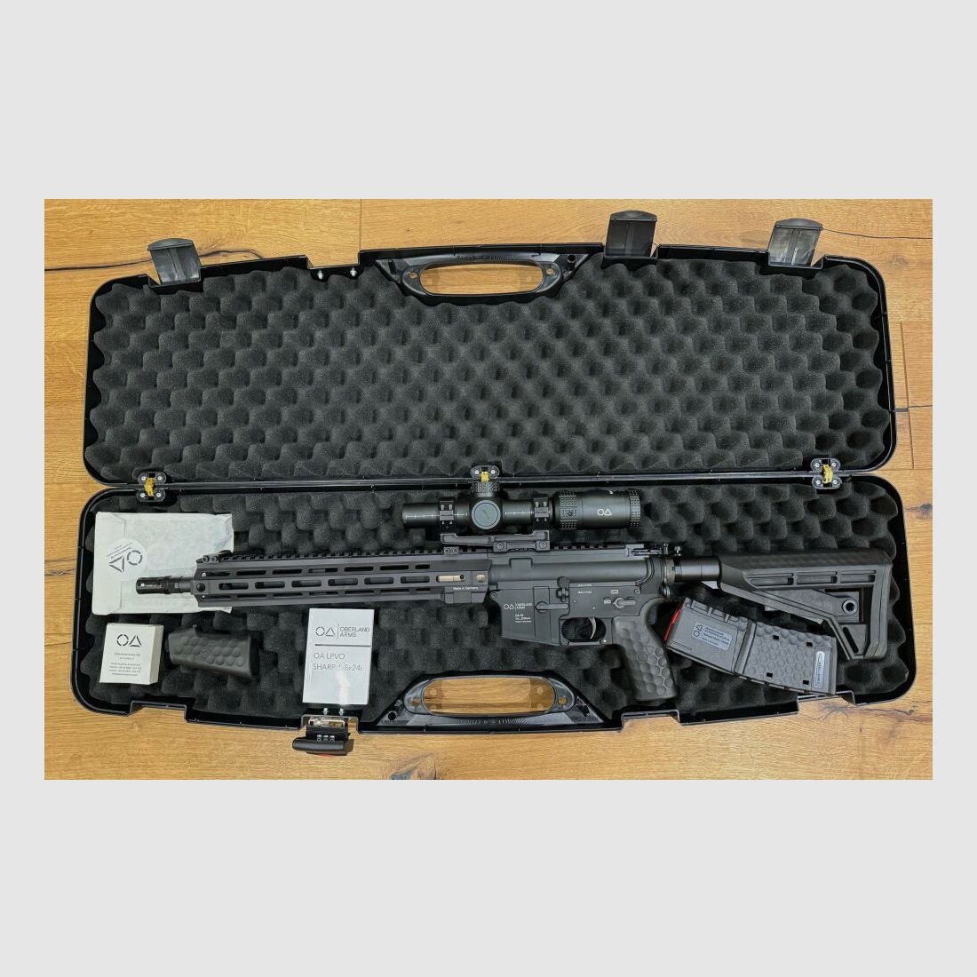 Oberland Arms OA-15 PR M4, 14,5 cala .223Rem/5.56x45 z optyką
