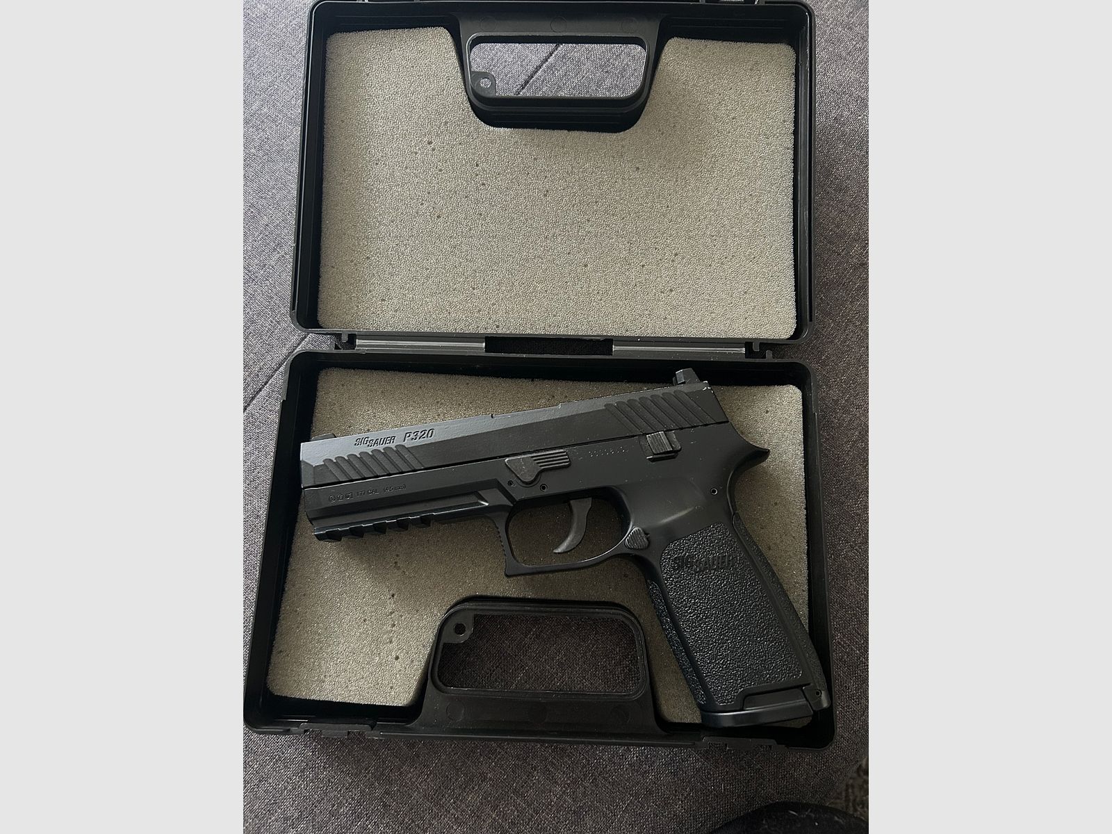 Sig Sauer P320 Blow Back CO2 cal. 4,5mm Diabolo & BB