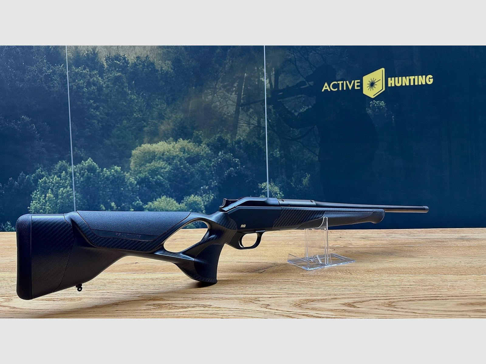 Blaser R8 Ultimate Carbon / Linksausführung / gekürzter Lauf / M15x1 / Standardkaliber nach Wahl, Bild 1 von 6