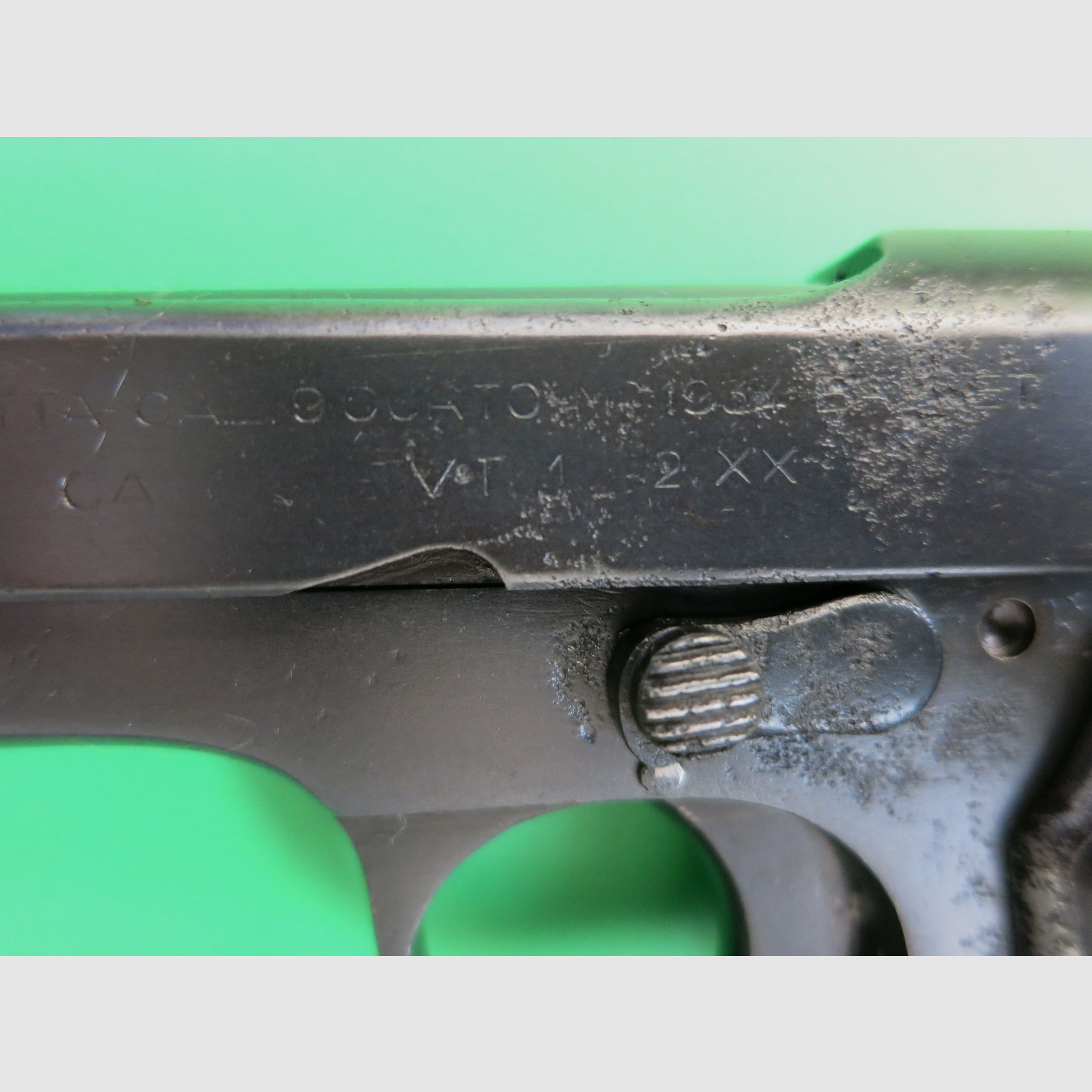 Pistola semiautomática Beretta M1934, 9 mm Corto (380 Auto), Luftwaffe/Heer #33