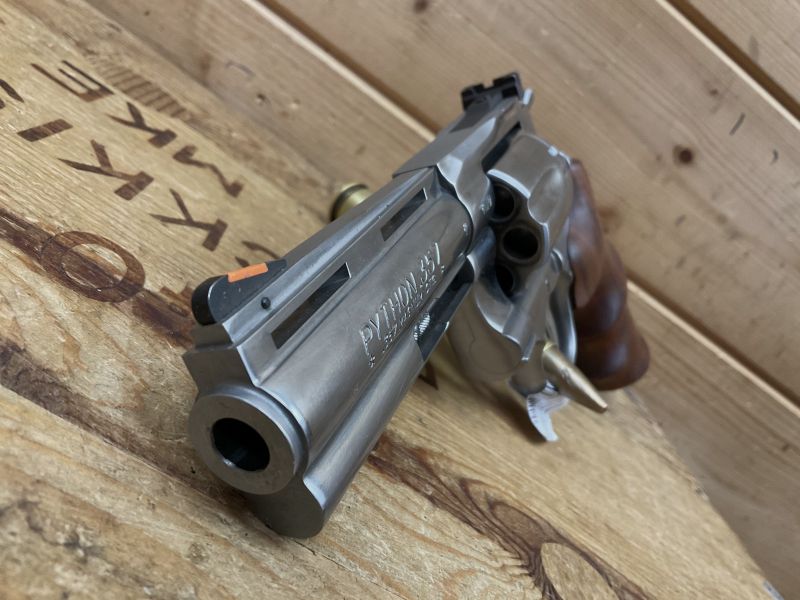 Revolver COLT Mod.Pyton.357, Kal..357Mag., Stainless!!! Holzgriff!!! Kontrastvisierung!!!