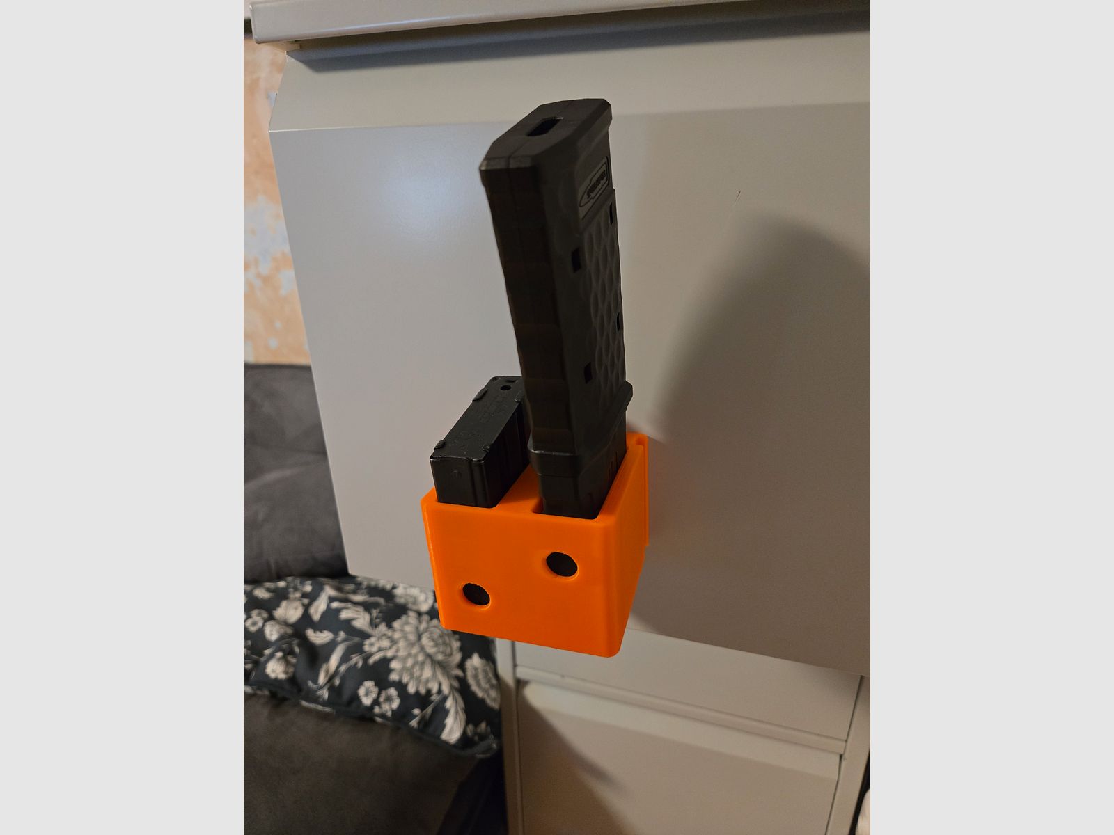 2x AR 15 Magazin Halter universeller Waffenschrank Organizer Magnet rutschfest