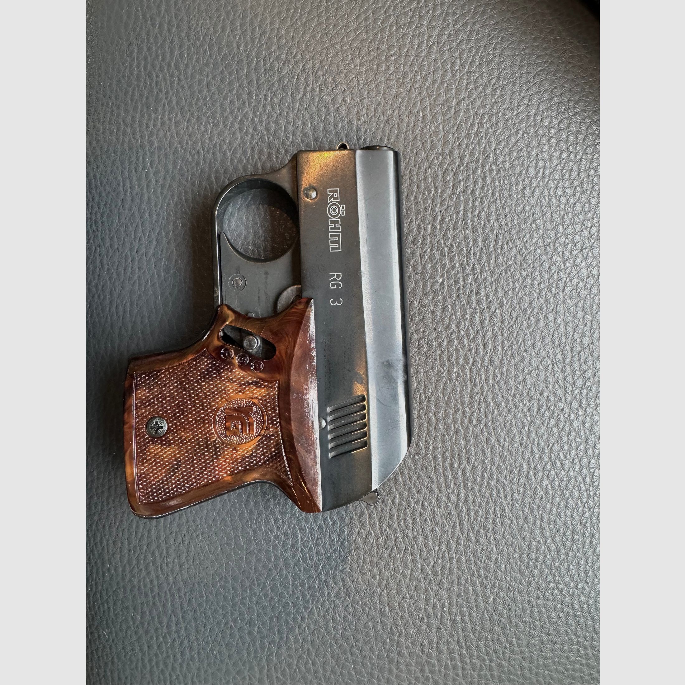 Röhm RG 3 Schreckschusspistole 6mm mit Abschussbecher