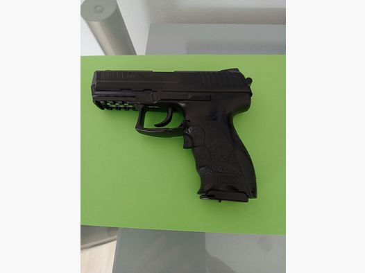Elektrische Softairpistole Airsoftpistole Heckler und Koch P 30! Mit Garantie und Rechnung! Luftpistole