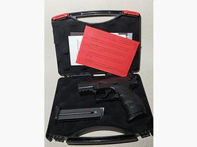 Walther P22Q Schreckschuss Pistole 9mm P.A.K. schwarz mit 2 Magazinen (PTB 778)