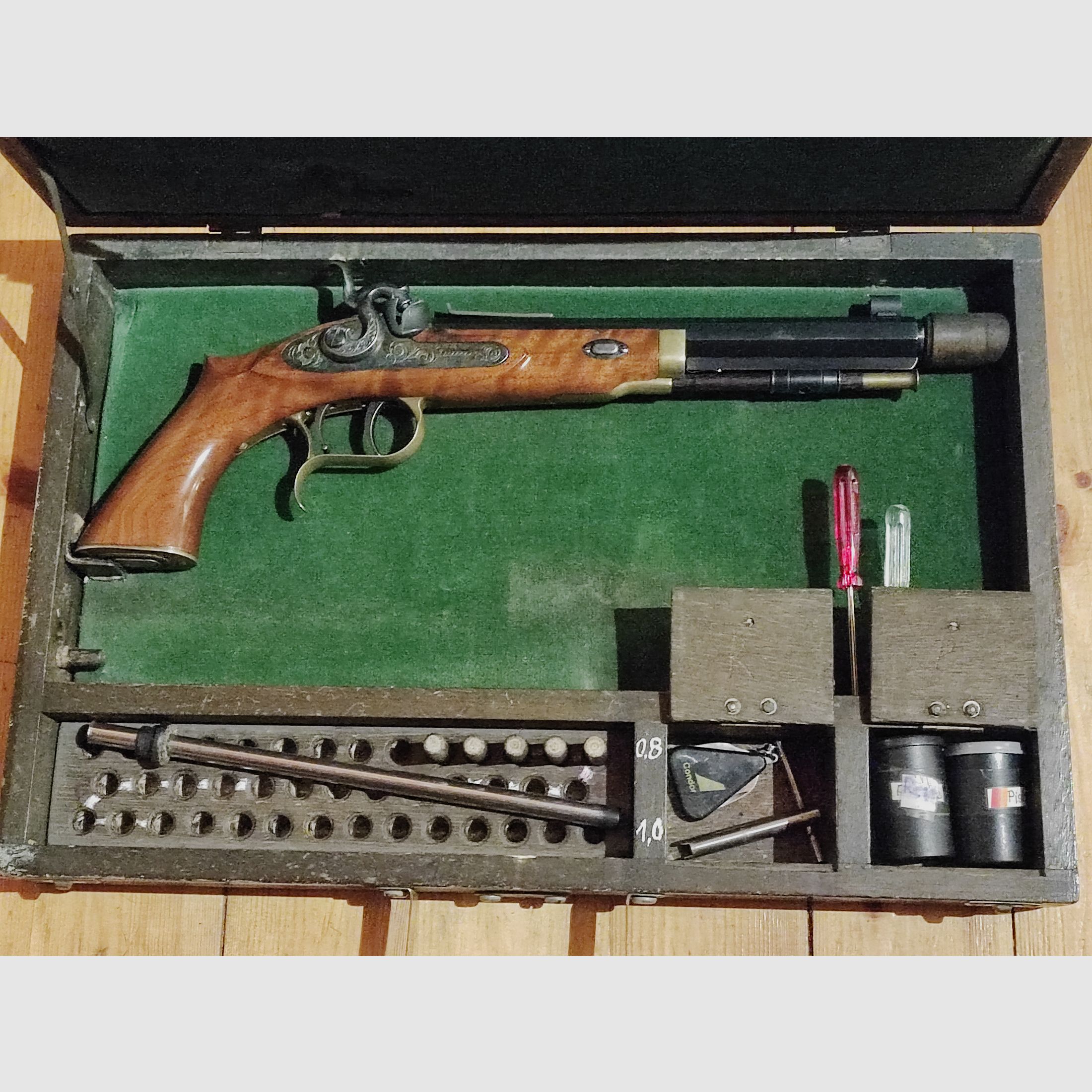 TCA / THOMPSON CENTER ARMS Patriot .45 Perkussion Vorderlader