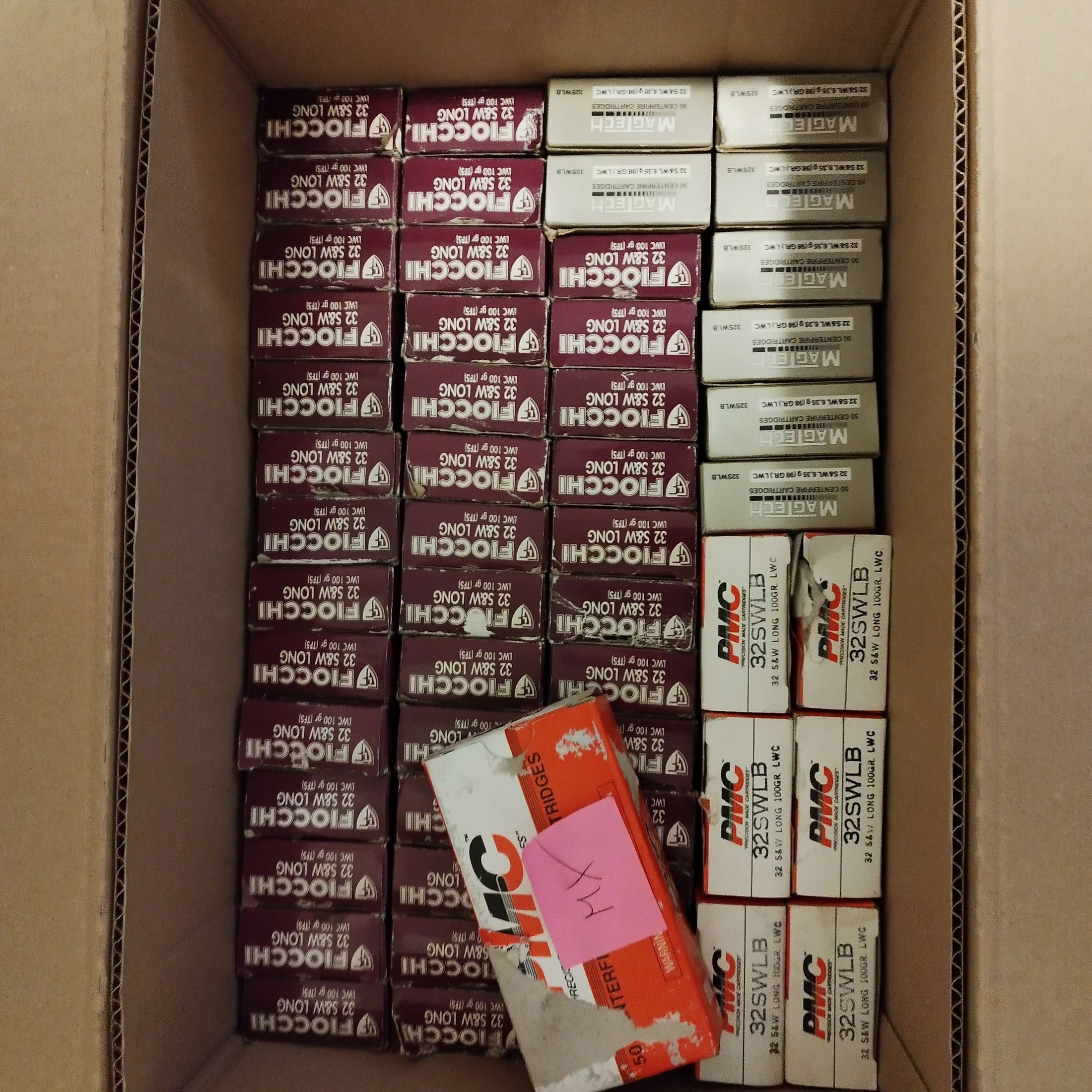 2750 piezas de cartuchos Cal .32 S&W Long disparados una vez